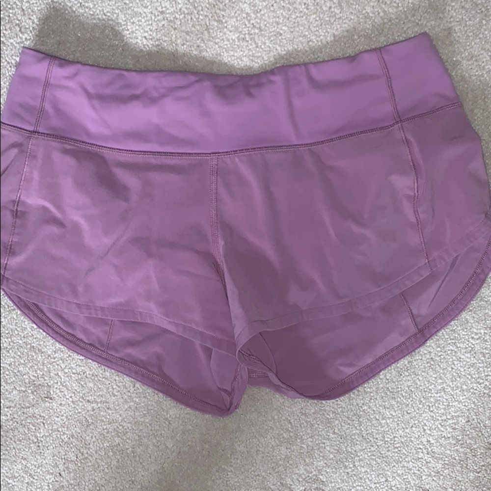 Women’s Lululemon Speed-Up Shorts 2.5”